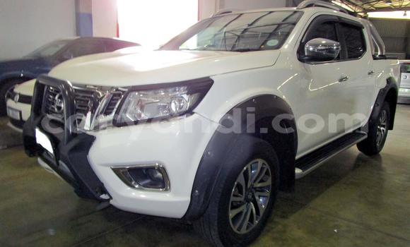 Acheter Occasion Voiture Nissan Navara Blanc à Chingola, Zambie Acheter Occasion Voiture Nissan Navara Blanc à Chingola, Zambie