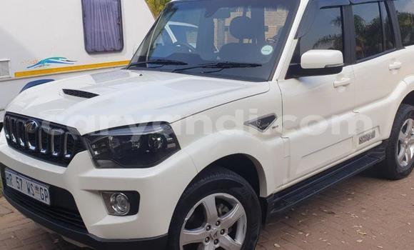 Acheter Occasion Voiture Mahindra Scorpio Blanc à Chingola, Zambie Acheter Occasion Voiture Mahindra Scorpio Blanc à Chingola, Zambie
