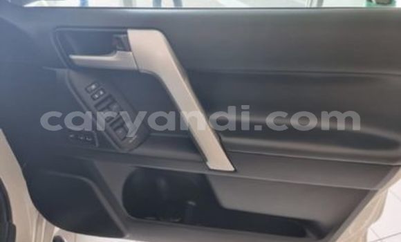 Acheter Occasion Voiture Toyota Prado Blanc à Chingola, Zambie Acheter Occasion Voiture Toyota Prado Blanc à Chingola, Zambie