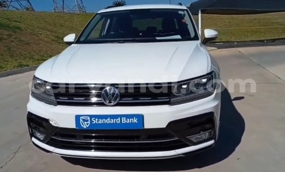 Buy Used Volkswagen Tiguan White Car in Zambezi in North-Western