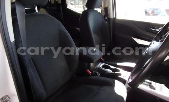 Buy Used Nissan Navara White Car in Chingola in Zambia Buy Used Nissan Navara White Car in Chingola in Zambia