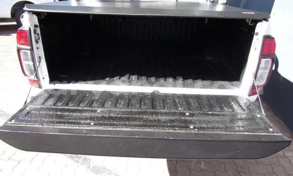 Buy Used Nissan Navara White Car in Chingola in Zambia Buy Used Nissan Navara White Car in Chingola in Zambia