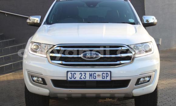 Buy Used Ford Everest White Car in Chingola in Zambia Buy Used Ford Everest White Car in Chingola in Zambia