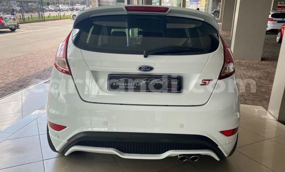 Buy Used Ford Fiesta ST White Car in Chipata in Zambia Buy Used Ford Fiesta ST White Car in Chipata in Zambia