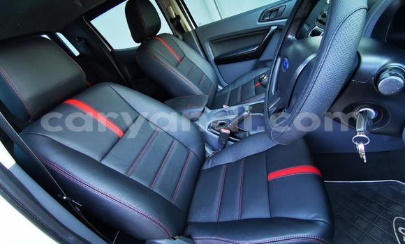 Nunua Ilio tumika Ford Ranger Nyeupe Gari ndani ya Lusaka nchini Zambia Nunua Ilio tumika Ford Ranger Nyeupe Gari ndani ya Lusaka nchini Zambia