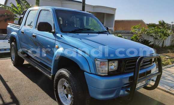Buy Used Toyota Hilux Blue Car in Chingola in Zambia