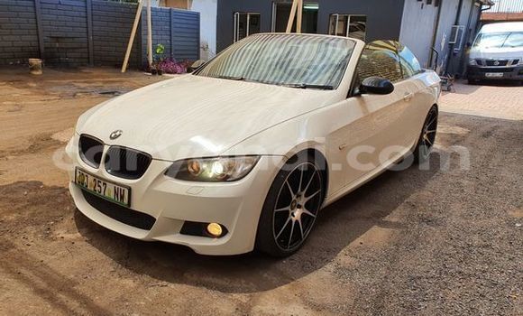 Acheter Occasion Voiture BMW 3–Series Blanc à Lusaka, Zambie Acheter Occasion Voiture BMW 3–Series Blanc à Lusaka, Zambie