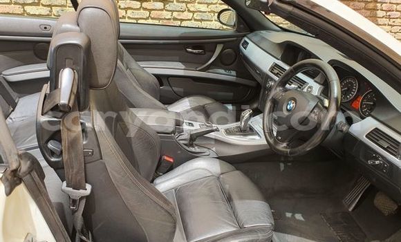 Acheter Occasion Voiture BMW 3–Series Blanc à Lusaka, Zambie Acheter Occasion Voiture BMW 3–Series Blanc à Lusaka, Zambie