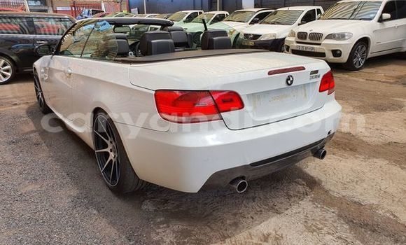 Acheter Occasion Voiture BMW 3–Series Blanc à Lusaka, Zambie Acheter Occasion Voiture BMW 3–Series Blanc à Lusaka, Zambie