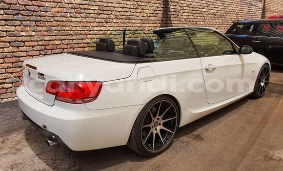 Acheter Occasion Voiture BMW 3–Series Blanc à Lusaka, Zambie Acheter Occasion Voiture BMW 3–Series Blanc à Lusaka, Zambie