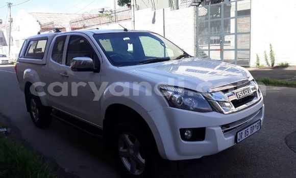Acheter Occasion Voiture Isuzu KB Blanc à Lusaka, Zambie Acheter Occasion Voiture Isuzu KB Blanc à Lusaka, Zambie