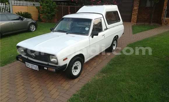 Acheter Occasion Voiture Nissan Cherry Blanc à Livingstone, Zambie Acheter Occasion Voiture Nissan Cherry Blanc à Livingstone, Zambie