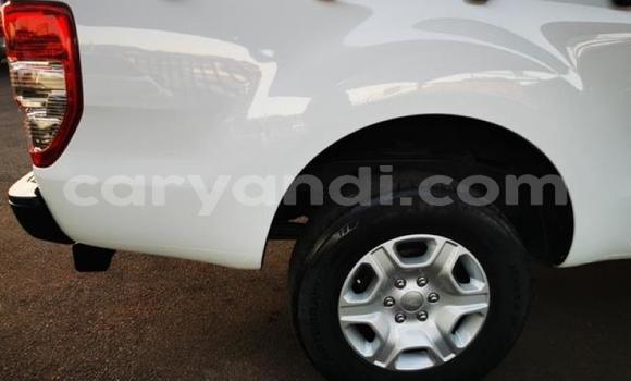 Acheter Occasion Voiture Ford Ranger Blanc à Chingola, Zambie Acheter Occasion Voiture Ford Ranger Blanc à Chingola, Zambie