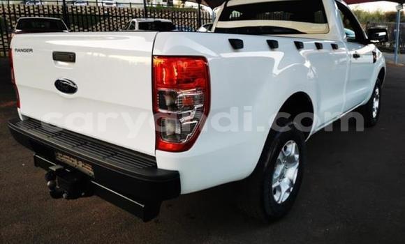 Acheter Occasion Voiture Ford Ranger Blanc à Chingola, Zambie Acheter Occasion Voiture Ford Ranger Blanc à Chingola, Zambie