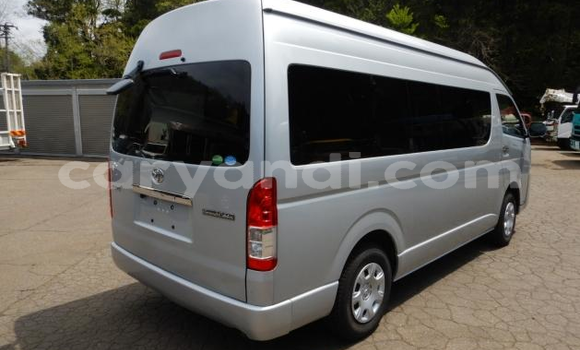 Acheter Import Voiture Toyota Hiace Autre à Lusaka, Zambie Acheter Import Voiture Toyota Hiace Autre à Lusaka, Zambie