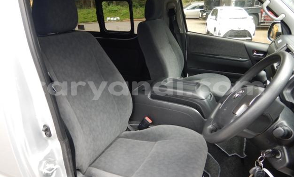 Acheter Import Voiture Toyota Hiace Autre à Lusaka, Zambie Acheter Import Voiture Toyota Hiace Autre à Lusaka, Zambie