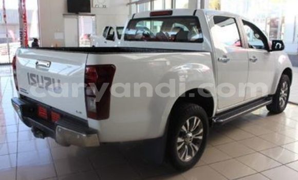 Acheter Occasion Voiture Isuzu D–MAX Blanc à Samfya, Luapala Acheter Occasion Voiture Isuzu D–MAX Blanc à Samfya, Luapala