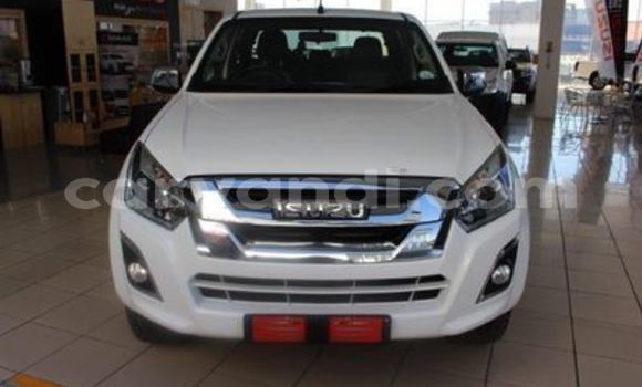 Acheter Occasion Voiture Isuzu D–MAX Blanc à Samfya, Luapala Acheter Occasion Voiture Isuzu D–MAX Blanc à Samfya, Luapala