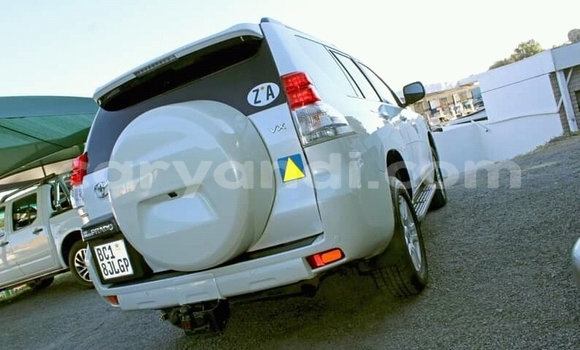 Buy Used Toyota Prado White Car in Kalabo in Western Buy Used Toyota Prado White Car in Kalabo in Western
