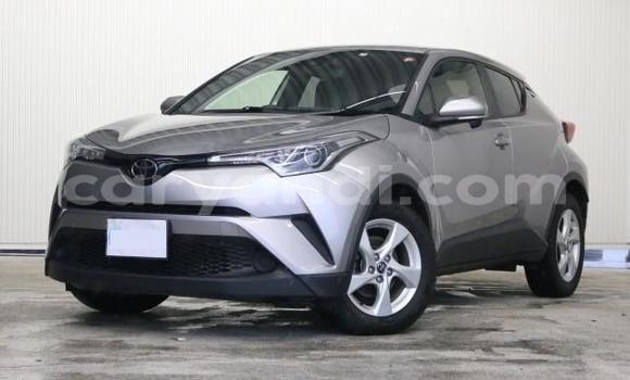 Acheter Import Voiture Toyota C-HR Autre à Livingstone, Zambie Acheter Import Voiture Toyota C-HR Autre à Livingstone, Zambie