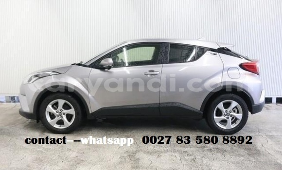 Acheter Import Voiture Toyota C-HR Autre à Livingstone, Zambie Acheter Import Voiture Toyota C-HR Autre à Livingstone, Zambie