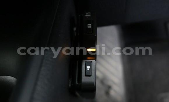 Acheter Import Voiture Toyota C-HR Autre à Livingstone, Zambie Acheter Import Voiture Toyota C-HR Autre à Livingstone, Zambie