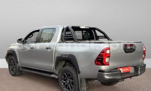 Tenga Tsaru Toyota Hilux Sirivha Mota in Mazabuka in Southern Tenga Tsaru Toyota Hilux Sirivha Mota in Mazabuka in Southern