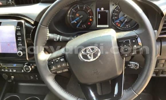 Tenga Tsaru Toyota Hilux Sirivha Mota in Mazabuka in Southern Tenga Tsaru Toyota Hilux Sirivha Mota in Mazabuka in Southern