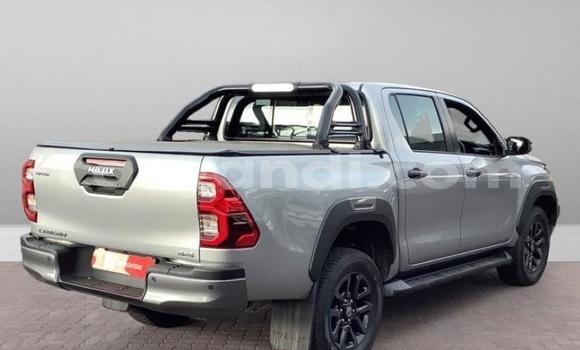 Tenga Tsaru Toyota Hilux Sirivha Mota in Mazabuka in Southern Tenga Tsaru Toyota Hilux Sirivha Mota in Mazabuka in Southern