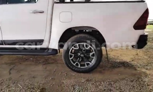 Acheter Occasion Voiture Toyota Hilux Blanc à Chingola, Zambie Acheter Occasion Voiture Toyota Hilux Blanc à Chingola, Zambie