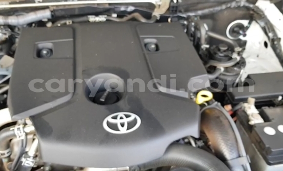 Acheter Occasion Voiture Toyota Hilux Blanc à Chingola, Zambie Acheter Occasion Voiture Toyota Hilux Blanc à Chingola, Zambie