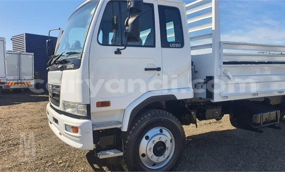 Nunua Ilio tumika Nissan UD Nyeupe Lori ndani ya Kitwe nchini Zambia Nunua Ilio tumika Nissan UD Nyeupe Lori ndani ya Kitwe nchini Zambia
