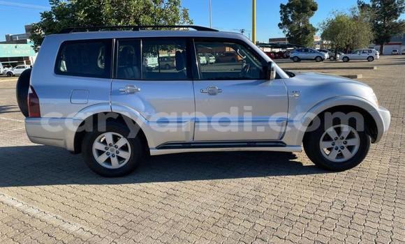 Acheter Occasion Voiture Mitsubishi Pajero Gris à Mazabuka, Du sud Acheter Occasion Voiture Mitsubishi Pajero Gris à Mazabuka, Du sud