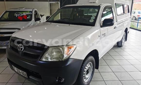 Acheter Occasion Voiture Toyota Hilux Blanc à Lusaka, Zambie Acheter Occasion Voiture Toyota Hilux Blanc à Lusaka, Zambie