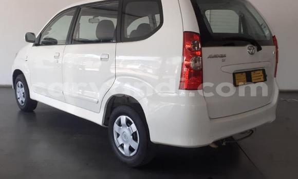 Acheter Occasion Voiture Toyota Avanza Blanc à Lusaka, Zambie Acheter Occasion Voiture Toyota Avanza Blanc à Lusaka, Zambie