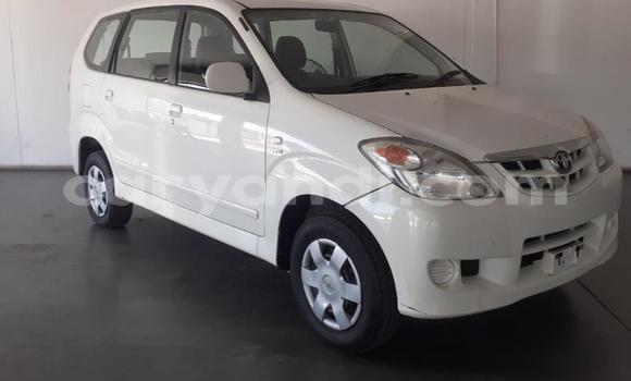 Acheter Occasion Voiture Toyota Avanza Blanc à Lusaka, Zambie Acheter Occasion Voiture Toyota Avanza Blanc à Lusaka, Zambie