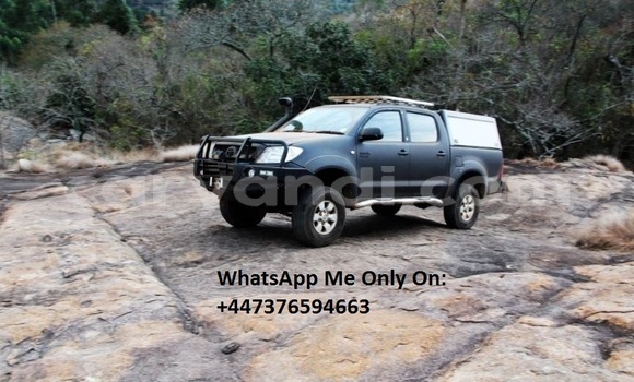 Buy Used Toyota Hilux Black Car in Lusaka in Zambia