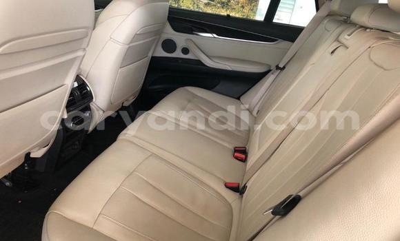 Nunua Ilio tumika BMW X5 Nyeupe Gari ndani ya Lusaka nchini Zambia Nunua Ilio tumika BMW X5 Nyeupe Gari ndani ya Lusaka nchini Zambia