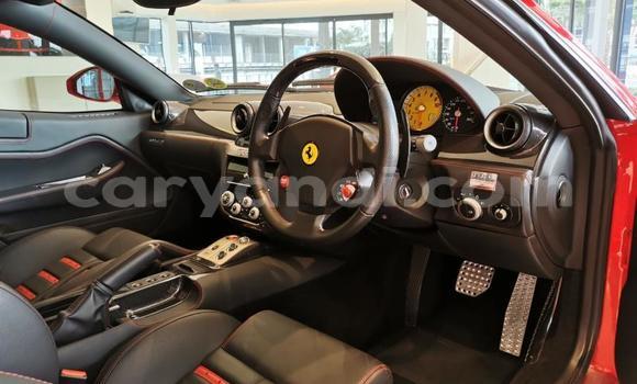Nunua Ilio tumika Ferrari 599 Nyekundu Gari ndani ya Lusaka nchini Zambia Nunua Ilio tumika Ferrari 599 Nyekundu Gari ndani ya Lusaka nchini Zambia