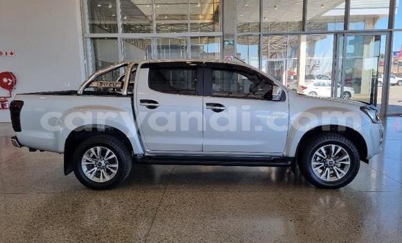 Buy Used Isuzu D–MAX Silver Car in Lusaka in Zambia Buy Used Isuzu D–MAX Silver Car in Lusaka in Zambia