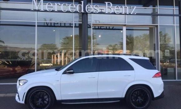 Nunua Ilio tumika Mercedes‒Benz AMG GLE Nyeupe Gari ndani ya Chama nchini Kusini Nunua Ilio tumika Mercedes‒Benz AMG GLE Nyeupe Gari ndani ya Chama nchini Kusini