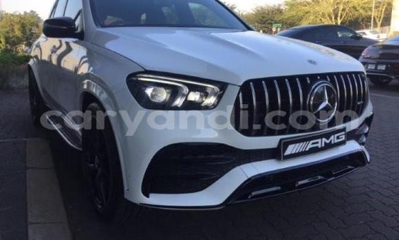 Nunua Ilio tumika Mercedes‒Benz AMG GLE Nyeupe Gari ndani ya Chama nchini Kusini Nunua Ilio tumika Mercedes‒Benz AMG GLE Nyeupe Gari ndani ya Chama nchini Kusini
