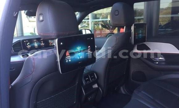 Nunua Ilio tumika Mercedes‒Benz AMG GLE Nyeupe Gari ndani ya Chama nchini Kusini Nunua Ilio tumika Mercedes‒Benz AMG GLE Nyeupe Gari ndani ya Chama nchini Kusini