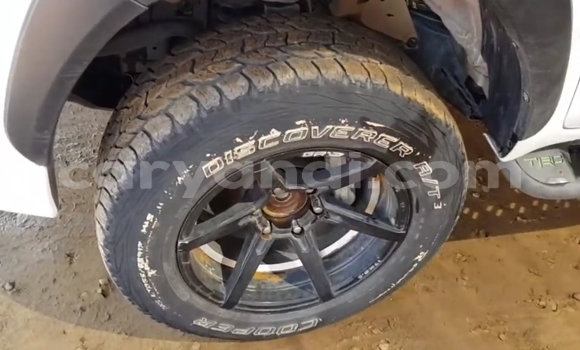 Buy Used Toyota Hilux White Car in Chingola in Zambia Buy Used Toyota Hilux White Car in Chingola in Zambia