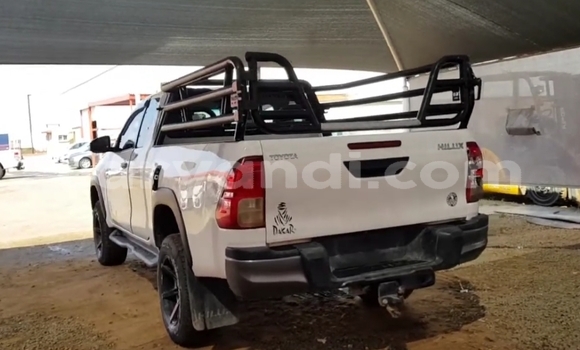 Buy Used Toyota Hilux White Car in Chingola in Zambia Buy Used Toyota Hilux White Car in Chingola in Zambia