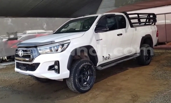 Buy Used Toyota Hilux White Car in Chingola in Zambia Buy Used Toyota Hilux White Car in Chingola in Zambia