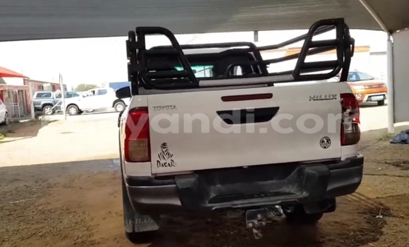 Buy Used Toyota Hilux White Car in Chingola in Zambia Buy Used Toyota Hilux White Car in Chingola in Zambia