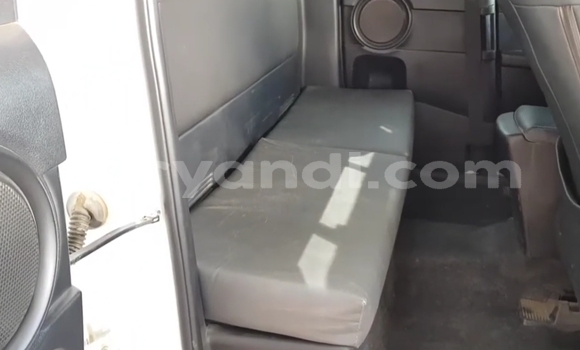 Buy Used Toyota Hilux White Car in Chingola in Zambia Buy Used Toyota Hilux White Car in Chingola in Zambia