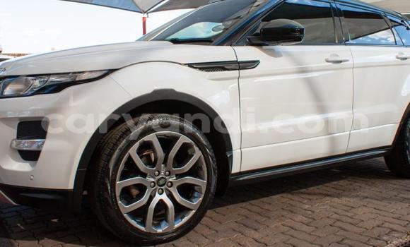 Acheter Occasion Voiture Range Rover Evoque Blanc à Lusaka, Zambie Acheter Occasion Voiture Range Rover Evoque Blanc à Lusaka, Zambie