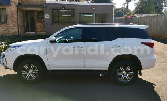 Buy Used Toyota Fortuner White Car in Lusaka in Zambia Buy Used Toyota Fortuner White Car in Lusaka in Zambia
